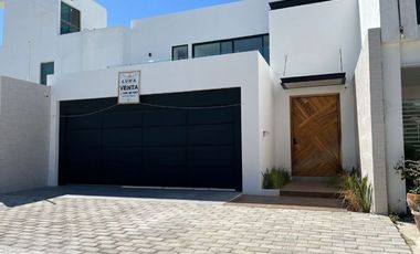 Hermosa casa en renta con alberca