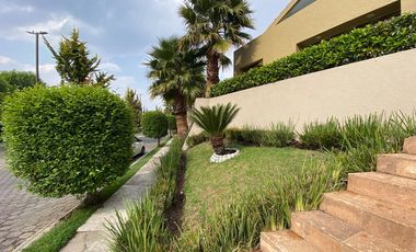 RENTA DE CASA EN PRADO LARGO