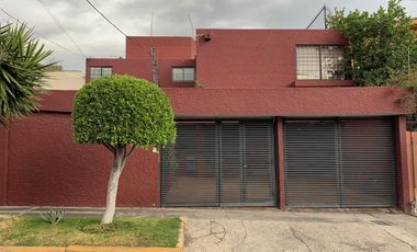 Casa en Venta en Cto. Navegantes, Cd. Satélite