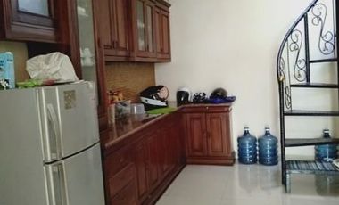 Rumah 2 Lantai Bagus Sekali Semi Furnished, Cipete Jaksel