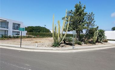 Terreno de venta en Montecristi zona  Sur
