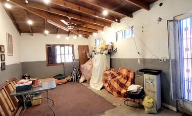 Casa PH en venta en Lanus Este