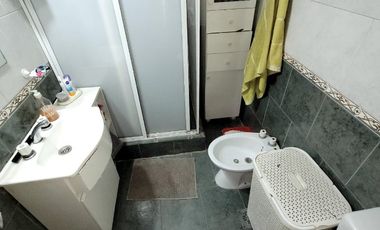 Casa PH en venta en Lanus Este