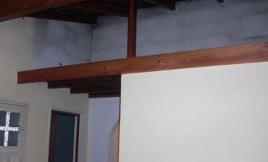 EXCELENTE PH 2 AMBIENTES CON ENTRADA DE AUTO Y PATIO