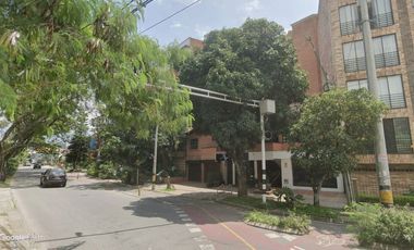 edificio en venta en conquistadores. Cod V13707