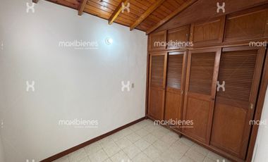 casa en arriendo en  prados de sabaneta. Cod A68141