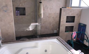 casa en venta en la mesa. Cod V31