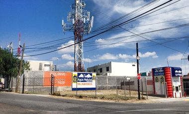 VENDO LOCAL COMERCIAL (ALBERCA)  COL. BENITO JUAREZ  NUEVO LAREDO, TAMPS