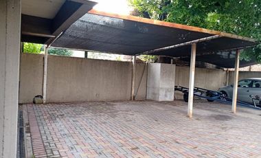 M. Coronado, EXCELENTE DEPARTAMENTO DE DOS AMBIENTES CON COCHERA