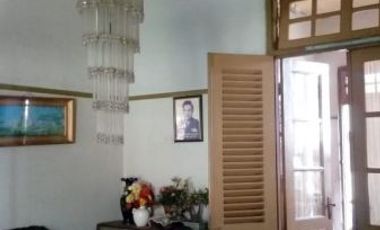 Tanah luas dgn bangunan belanda di bandung kota | INDAHW