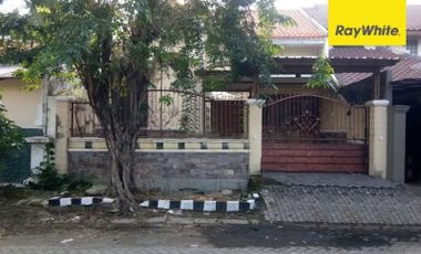 Rumah Dijual di Ketintang Selatan, Surabaya