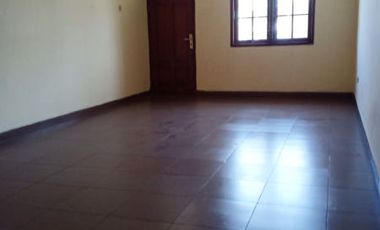 Disewakan Ruko 2 Lantai Di Jalan Raya