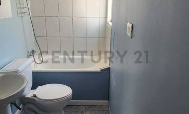 Cómoda casa , dos dormitorios, a pasos de Avenida Pedro de Valdivia