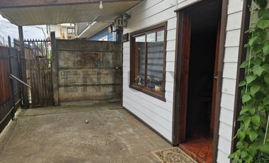 Cómoda casa , dos dormitorios, a pasos de Avenida Pedro de Valdivia