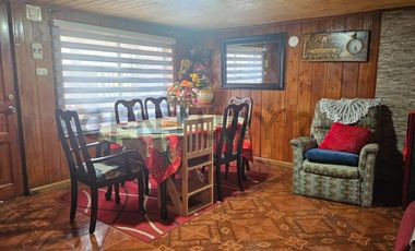 Cómoda casa , dos dormitorios, a pasos de Avenida Pedro de Valdivia