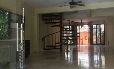 Renta de Bonita Casa en fraccionamiento Costa Azul