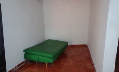 COD. 6344 - SE VENDE CASA - BARRIO: SAN RAFAEL
