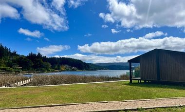 Sitio de 5.696 m2 en primera fila - Lago Vichuquén