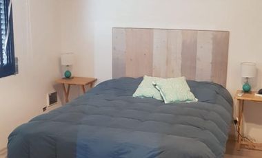 PROPIEDAD EN 2 PLANTAS DE 4 AMBIENTES EN MUY BUEN ESTADO GENERAL, EN MUY BUENA ZONA RESIDENCIAL.