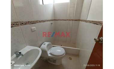 Se Alquila Departamento De Estreno En La Urb. Casa Blanca Centenario Jose Leonardo Ortiz