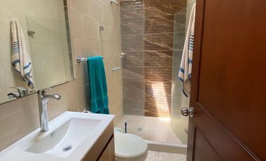 casa en venta en el refugio. Cod V9062487