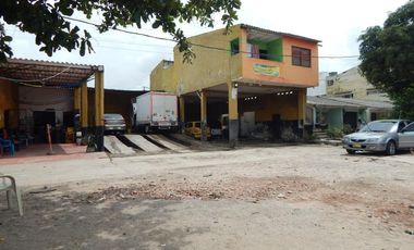 casa-local en venta en soledad 2000. Cod V87430