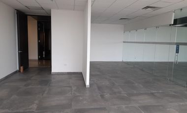 oficina en arriendo en santa barbara ed. tierra firme. Cod A51564