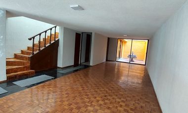 VENTA  Casa en Condominio Del.Valle