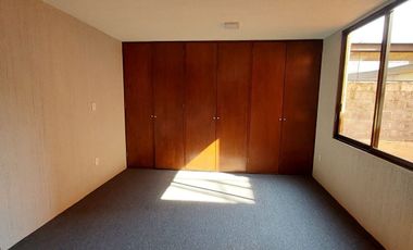 VENTA  Casa en Condominio Del.Valle