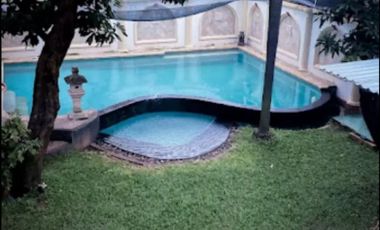 Rumah Dilengkapi Pool & Taman Cocok Juga Dijadikan Kos Di Lebak Bulus