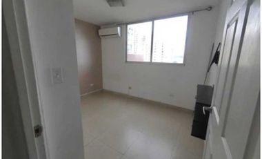 VENDO APARTAMENTO CON L/B PH TORRES DE TOSCANA