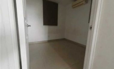 VENDO APARTAMENTO CON L/B PH TORRES DE TOSCANA