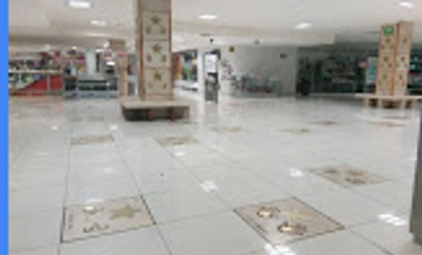 VENTA O RENTA (EN PARTES) LOCAL COMERCIAL EN PLAZA GALERIAS