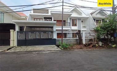 Rumah disewakan di Genteng, Surabaya