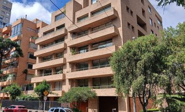 apartamento en arriendo en chico reservado. Cod A51942