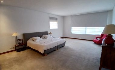 apartamento en arriendo en chico reservado. Cod A51942