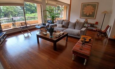 apartamento en arriendo en chico reservado. Cod A51942