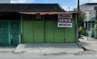 Rumah Jalan Rahayu/Pukat Banting I (daerah Mandala By Pass) Medan