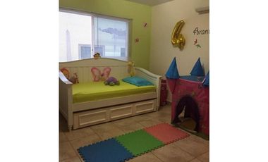 CASA EN BRISAS DEL GOLF 175 M2 4 REC 3.5 BAÑOS 2 PARKING