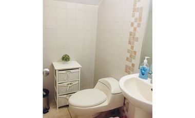 CASA EN BRISAS DEL GOLF 175 M2 4 REC 3.5 BAÑOS 2 PARKING
