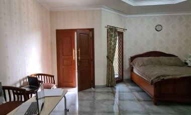 DIJUAL RUMAH MEGAH, ASRI DEPAN TAMAN at Jl BONA INDAH, LEBAK BULUS