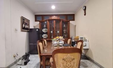 DIJUAL RUMAH MEGAH, ASRI DEPAN TAMAN at Jl BONA INDAH, LEBAK BULUS
