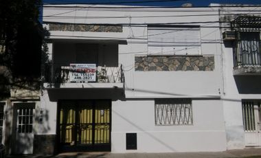 VENTA VIAMONTE 3781 OPORTUNIDAD CASA 2 PLANTAS 3 DORMITORIOS 100m2