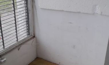 Casa PH en venta en Bernal Oeste