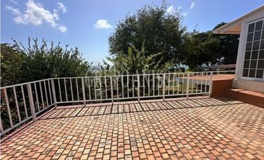 Se Vende Hermosa Casa de Playa Frente al Mar en Gorgona!