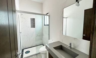 A 8 minutos de plaza galerías y plaza Averanda