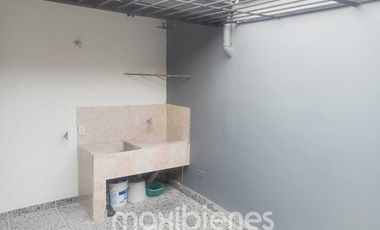 casa en arriendo en florida nueva. Cod A67267