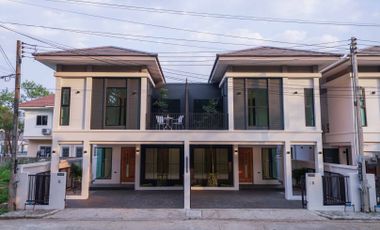 3 Bedroom Townhouse for sale in Hang Dong, Chiang Mai