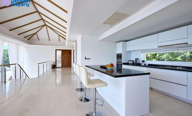 Spectacular Samui Sea View Villa on 1 Rai Land