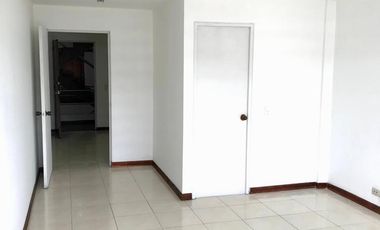 Vendo Espectacular Oficina Frente A Unicentro 410